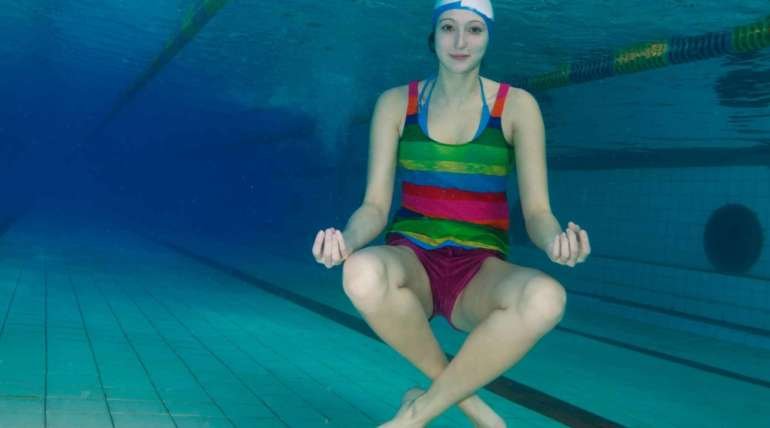 Relaxamento aquático e meditação