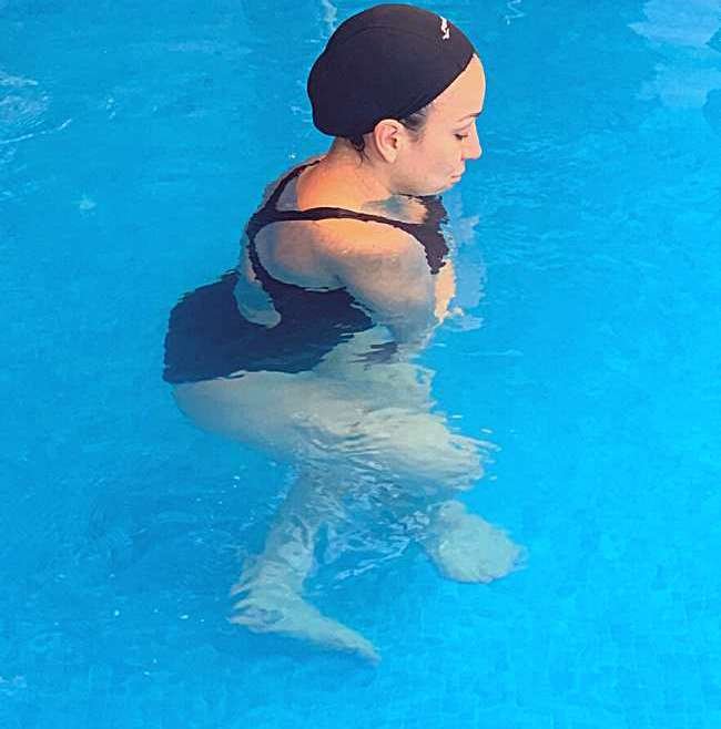 Um grupo de Ai Chi baseado na melhora do equilíbrio e redução de quedas em adultos residentes na comunidade: Um estudo piloto de corte observacional