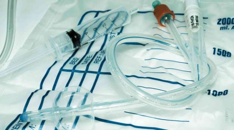 Fisioterapia acuática de los pacientes con sonda vesical