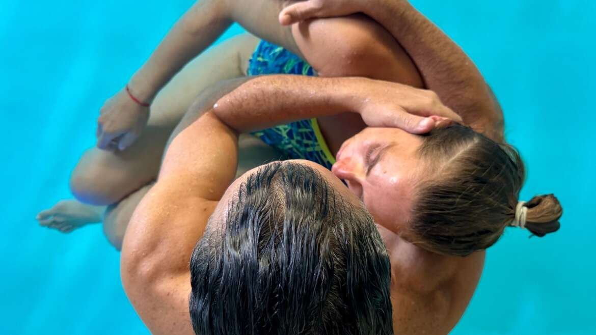 Watsu: una práctica terapéutica acuática más allá de la rehabilitación física